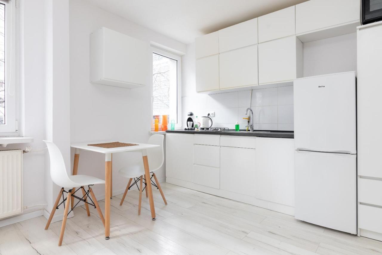 Rondo Onz Sunny Apartment Варшава Екстер'єр фото